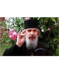 На фото Архимандрит Авель (Николай Николаевич Македонов)